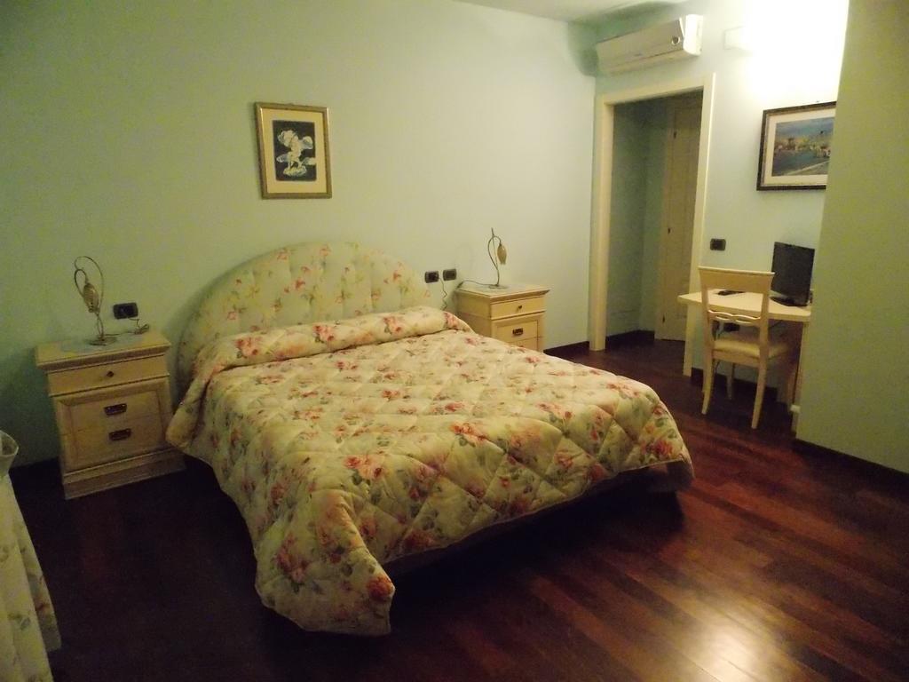 B&B La Torretta 塔武利亚 外观 照片